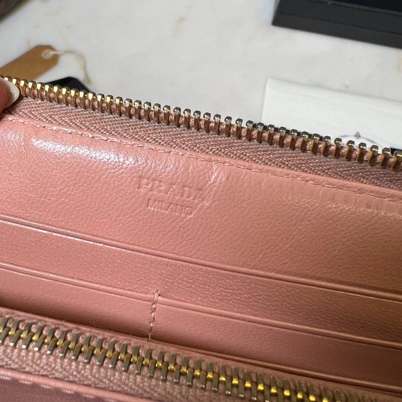 Prada Madras Woven Wallet Talco + Rose - Picture 4 of 7